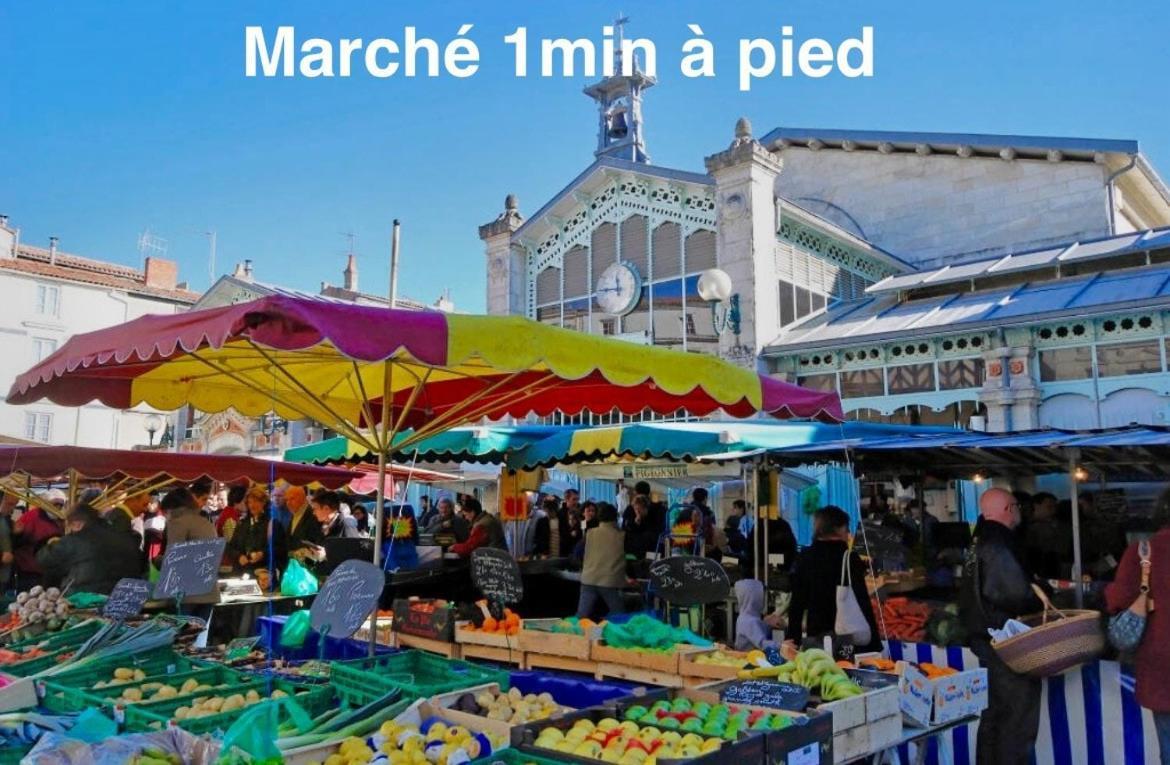 Escapade Vintage Avec Terrasse En Centre Historique Apartman La Rochelle  Kültér fotó