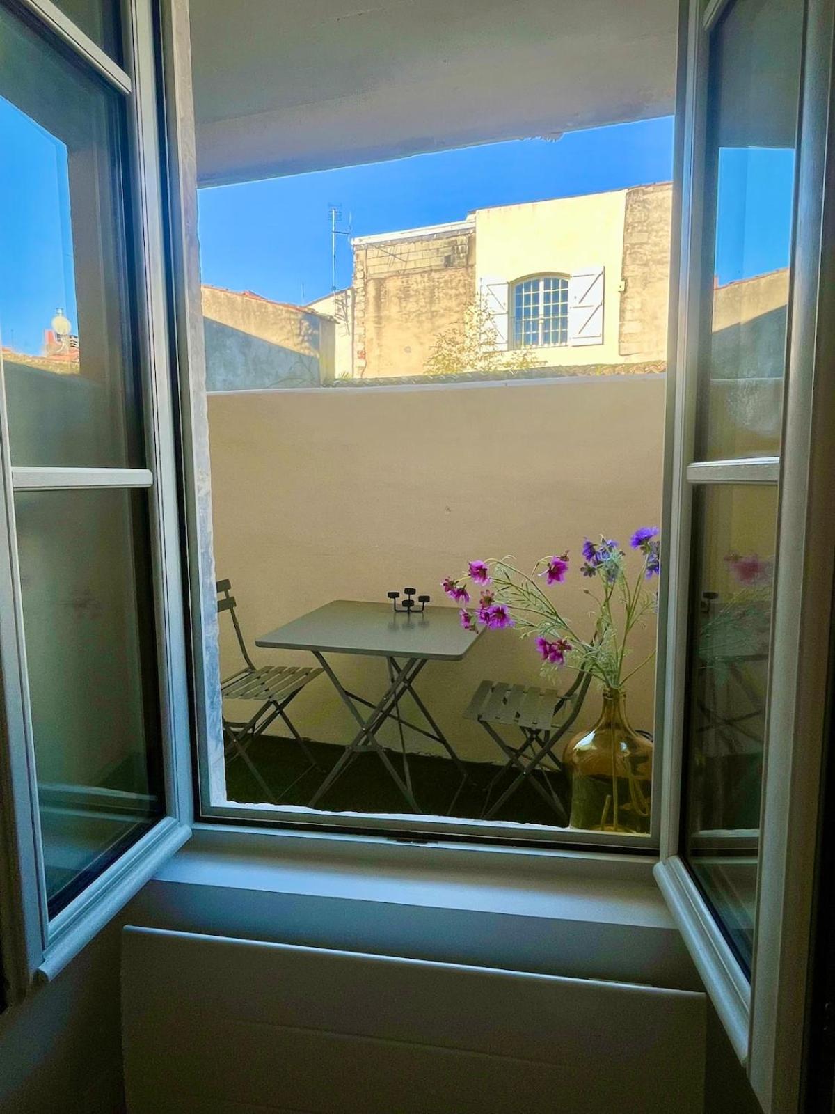 Escapade Vintage Avec Terrasse En Centre Historique Apartman La Rochelle  Kültér fotó