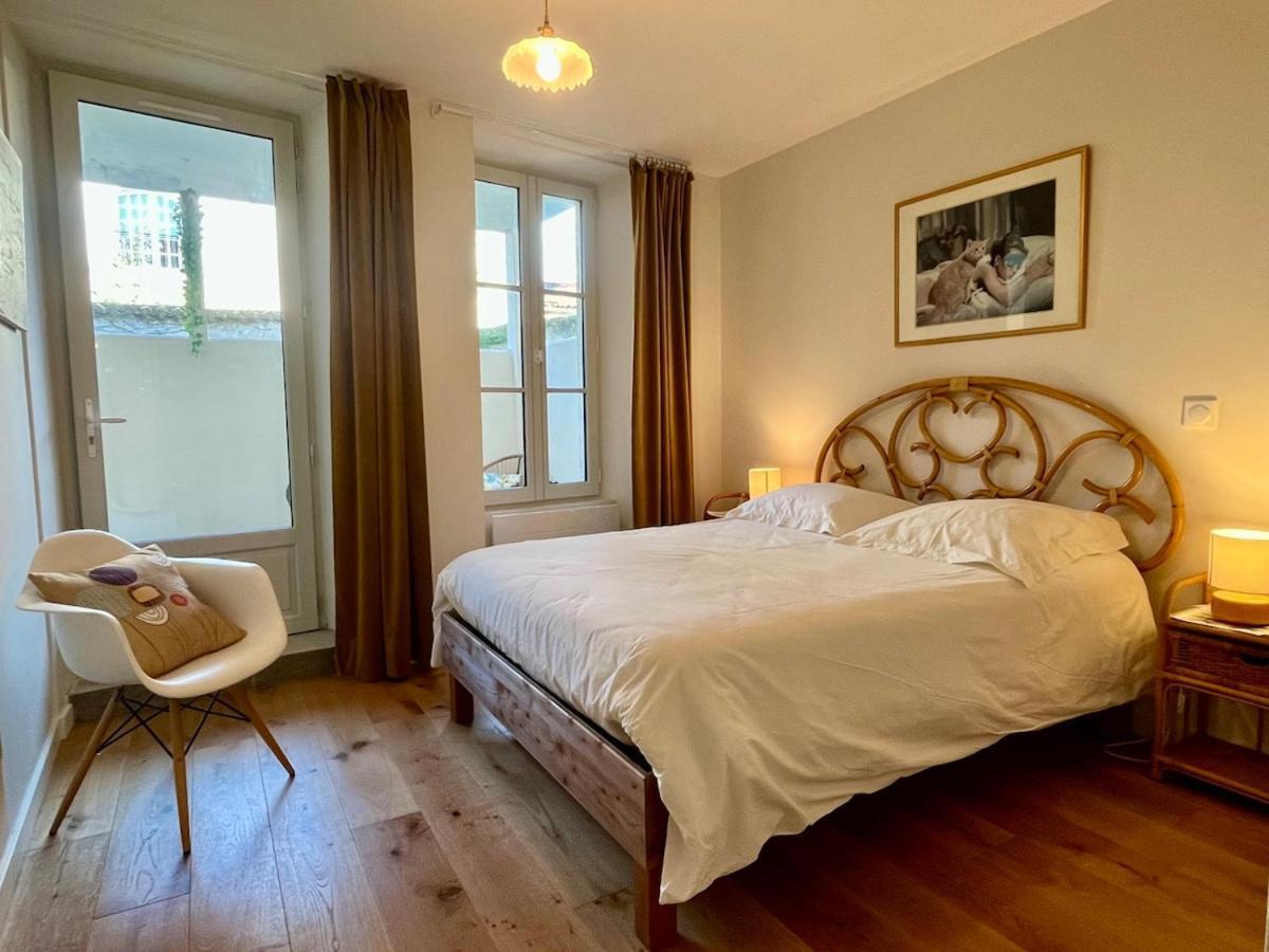 Escapade Vintage Avec Terrasse En Centre Historique Apartman La Rochelle  Kültér fotó