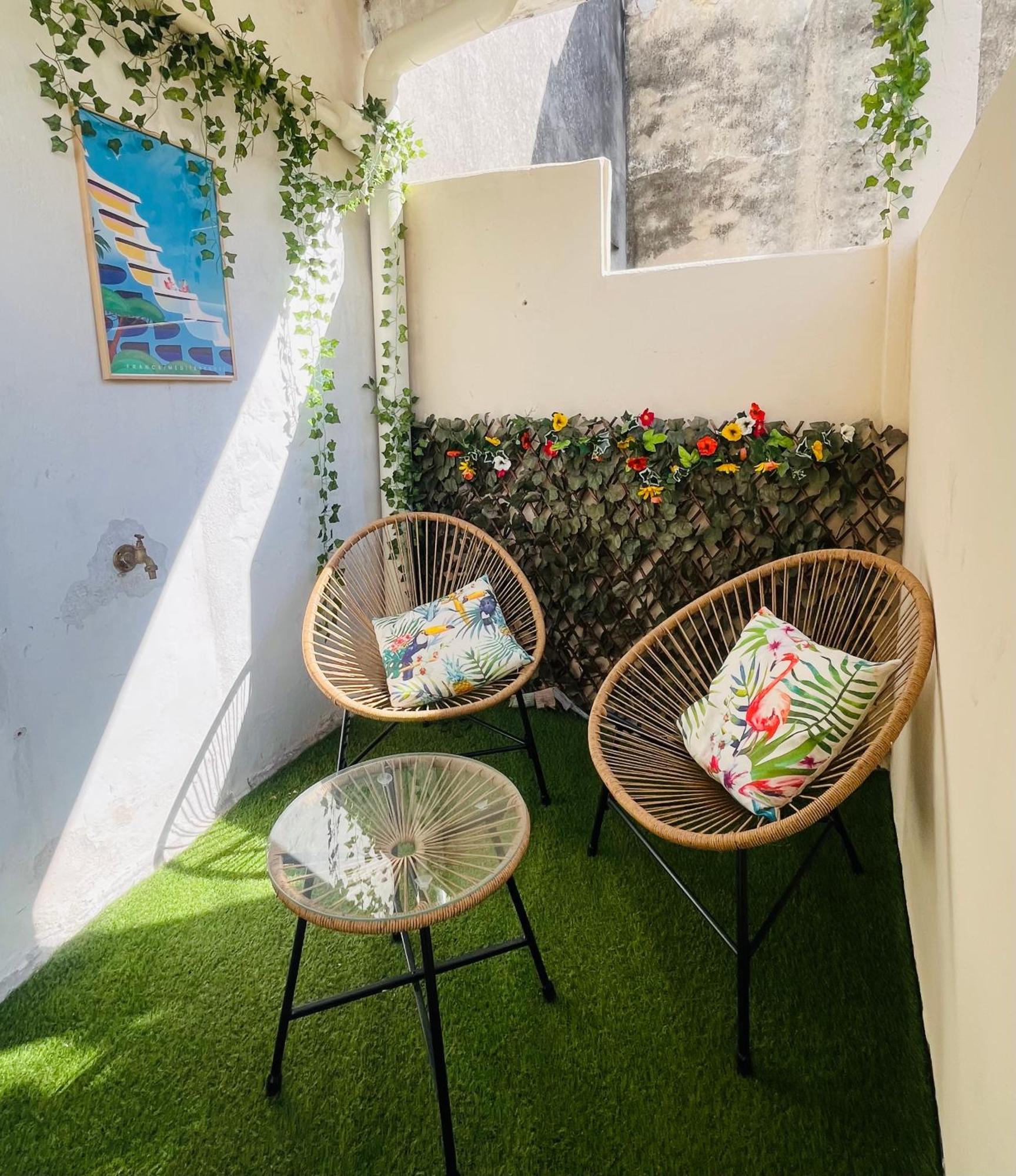 Escapade Vintage Avec Terrasse En Centre Historique Apartman La Rochelle  Kültér fotó